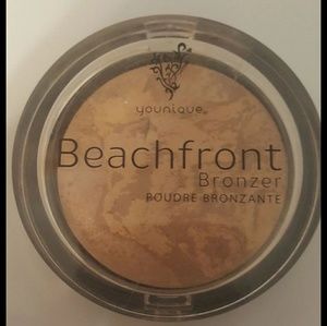 Younique beachfront bronzer